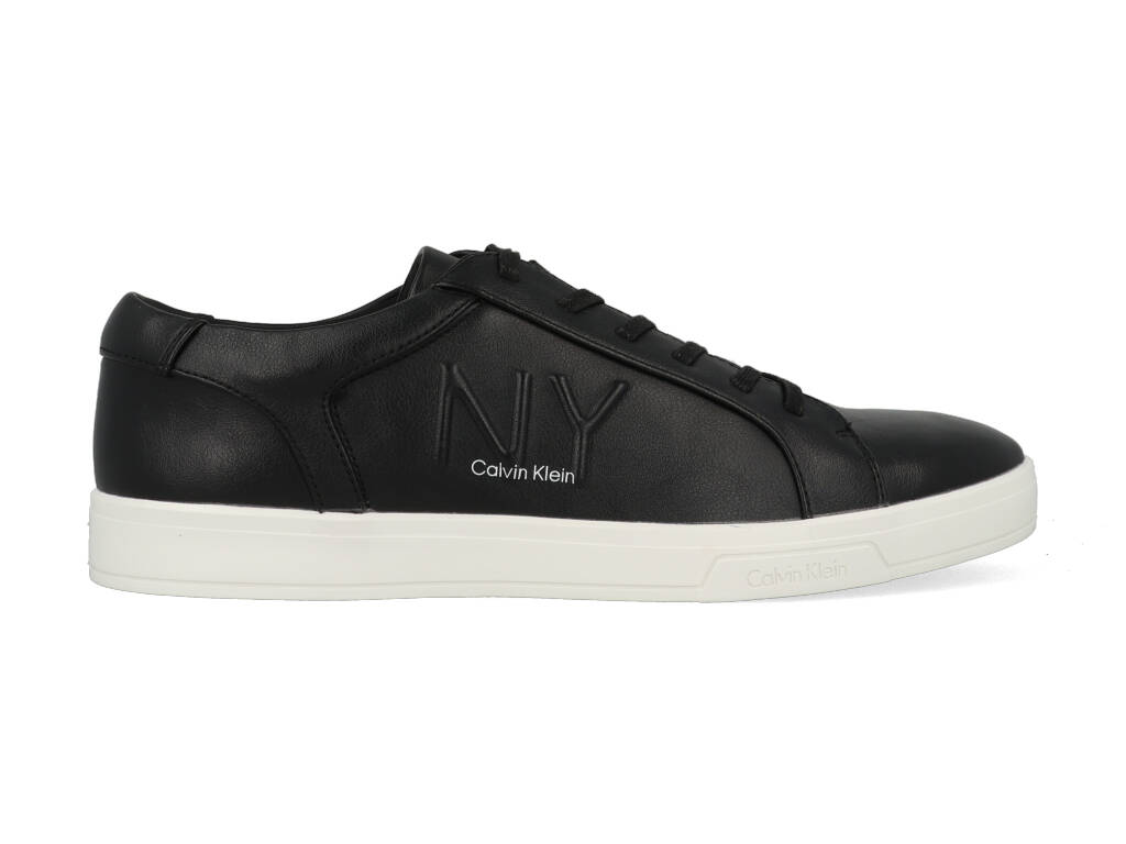 Calvin Klein Boone Low B4F2075 Zwart 41